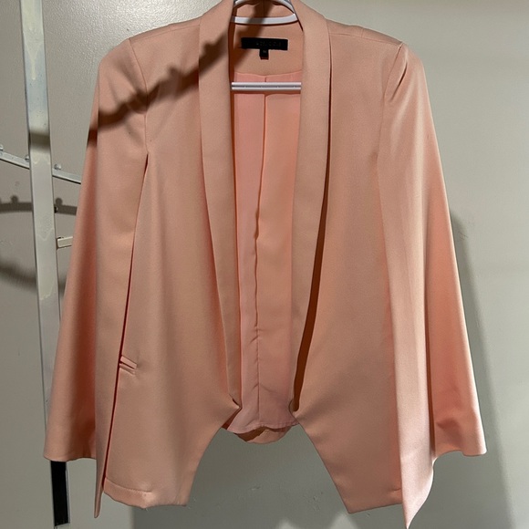 Peach cape blazer - Picture 7 of 9